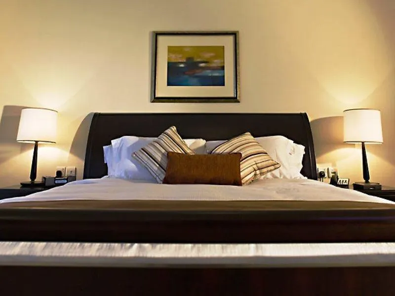 Dubai Marriott Harbour Hotel And Suites