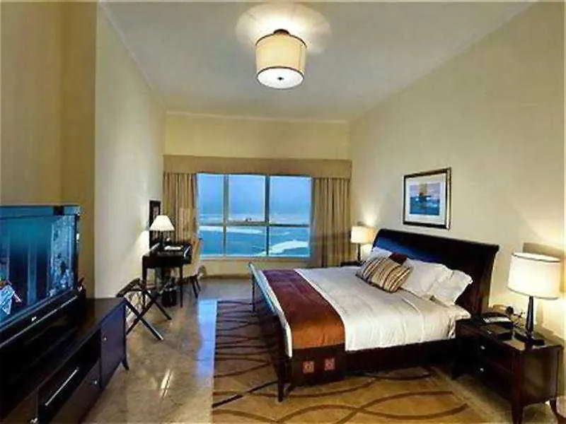 Dubai Marriott Harbour Hotel And Suites