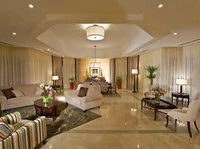Dubai Marriott Harbour Hotel And Suites