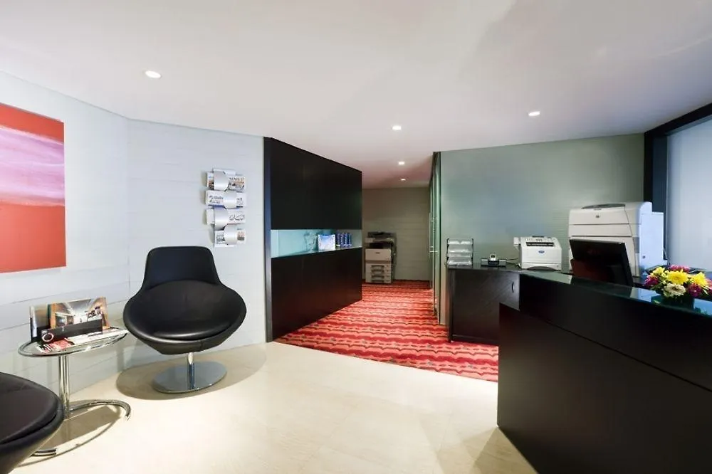 Dubai Marriott Harbour Hotel And Suites