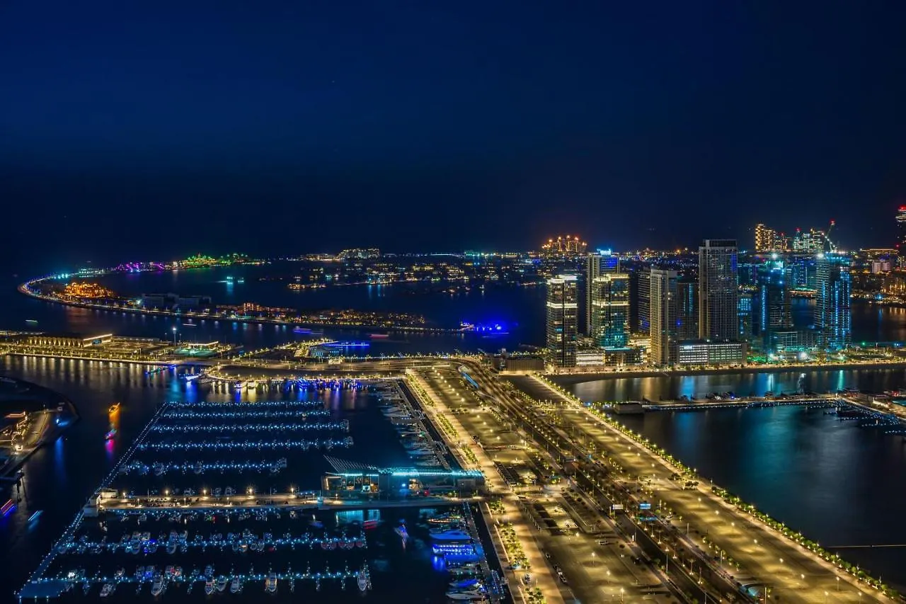 Dubai Marriott Harbour Hotel And Suites 4*,