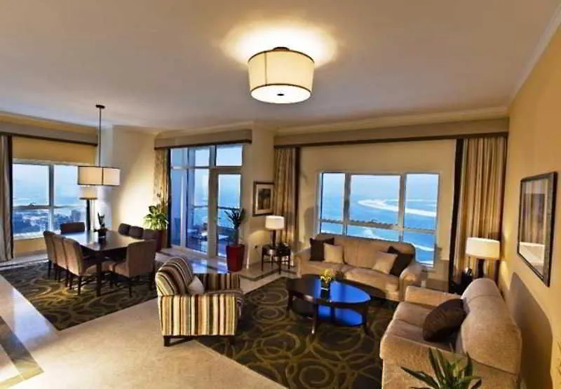 Dubai Marriott Harbour Hotel And Suites
