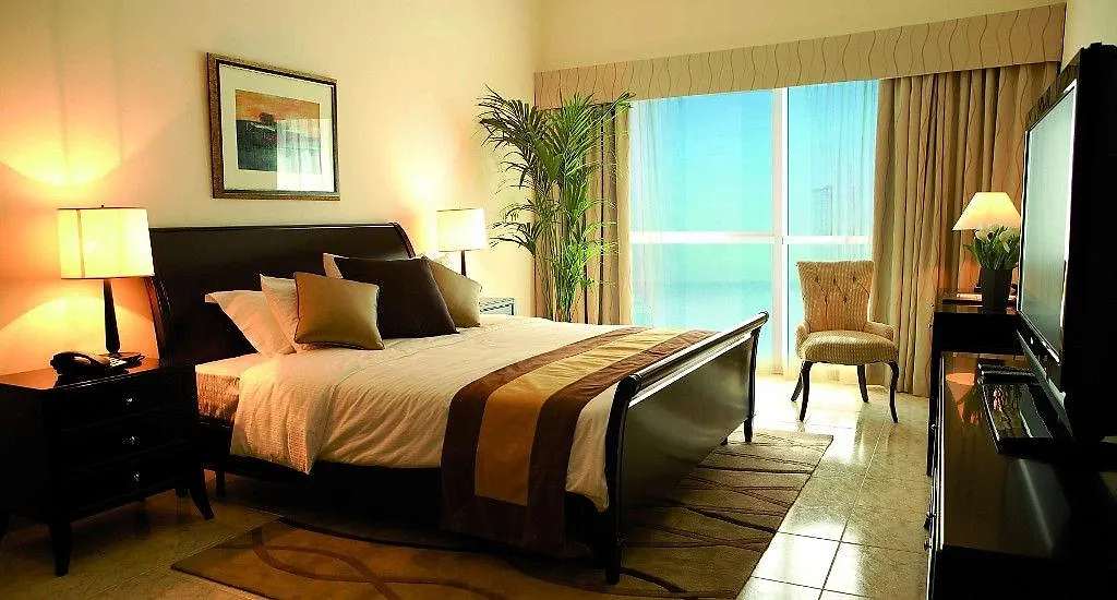 Dubai Marriott Harbour Hotel And Suites